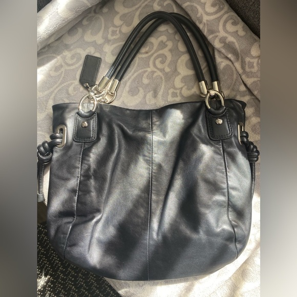 Coach Kristen Shopper in black #22307 - Picture 2 of 8